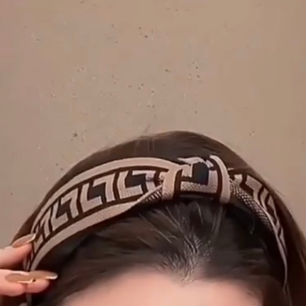 Black and Tan Patterned Headband